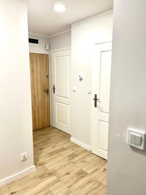 Lesne Apartment *